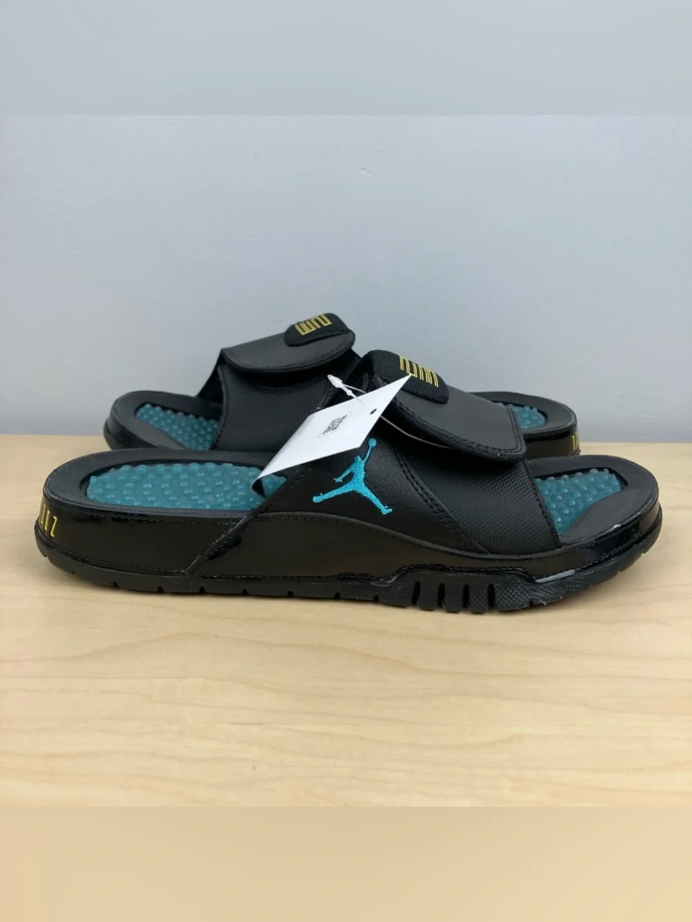 Air Jordan Men’s Size 8.0 Hydro Retro 11 XI Slide Gamma Blue Black Sandals NWT